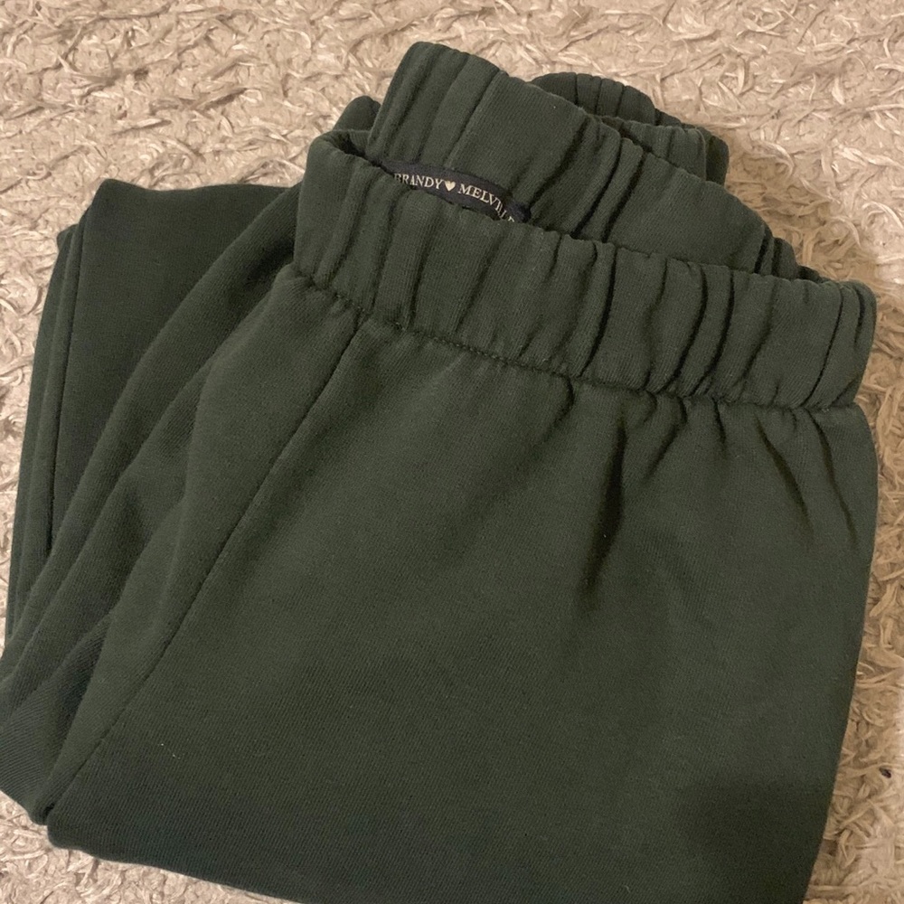 brandy melville sweatpants (hunter green)